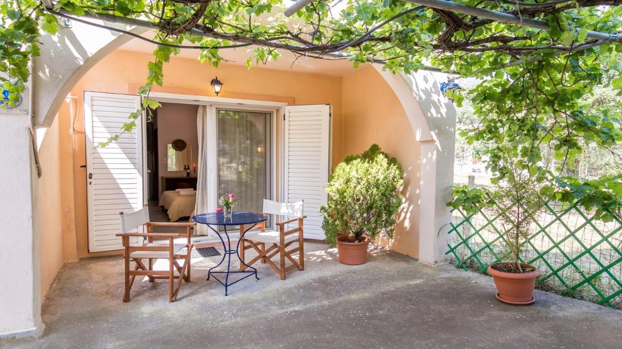 Amversa'S House Potos Exterior photo